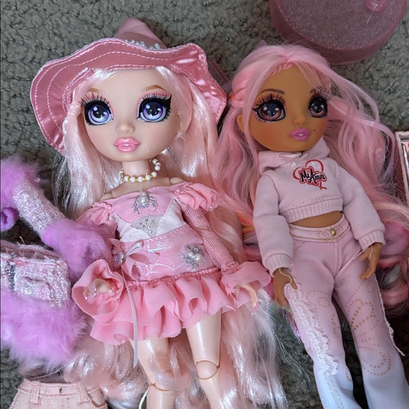 rainbow high costume ball bella parker & kia heart doll lot - Picture 2 of 3